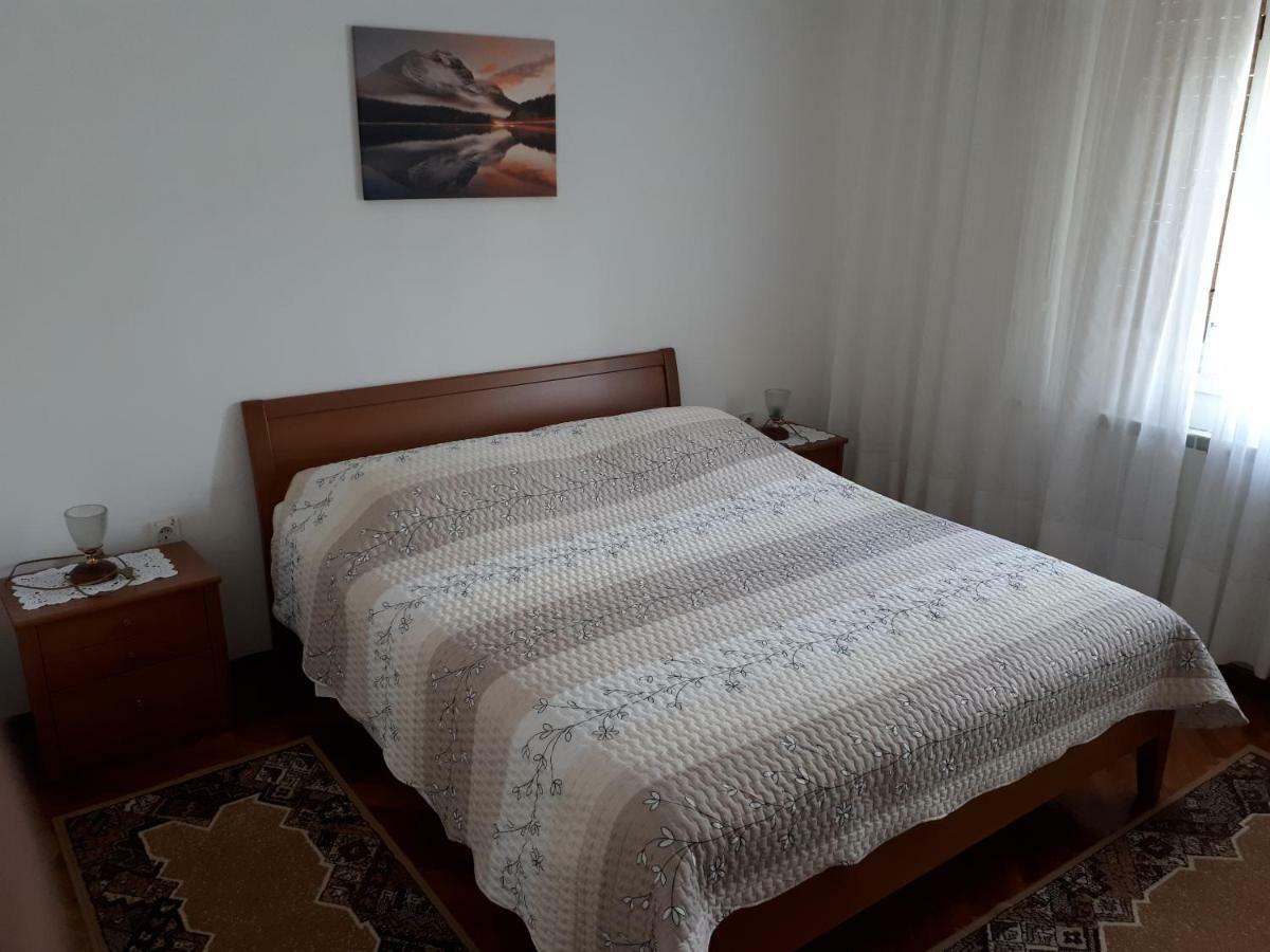 Apartman Ivan Apartment Пула Екстериор снимка