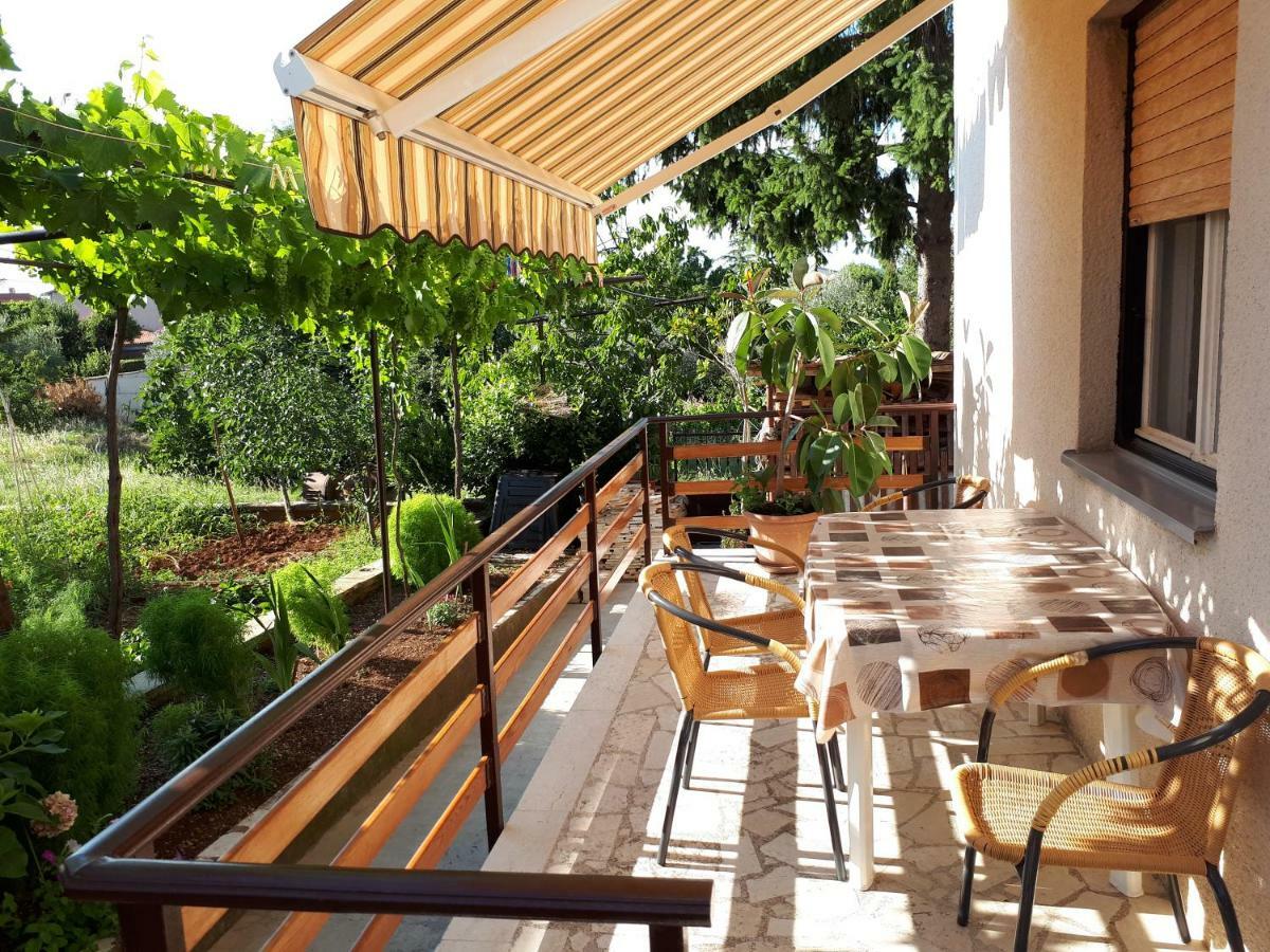 Apartman Ivan Apartment Пула Екстериор снимка